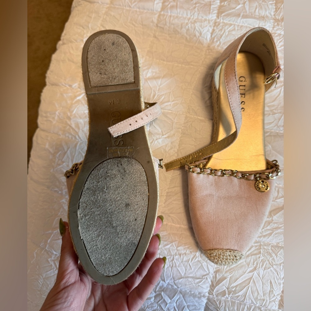 GUESS Women's Blush Espadrille Flats with Chain Detail - Picture 4 of 6